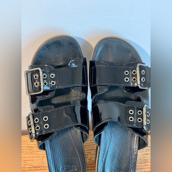 UGG Cammie Black Patent Leather Platform Sandals Buckle Slide wedge summer 7 - Picture 12 of 15